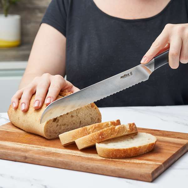 Zyliss Comfort Pro Bread Knife 20cm.