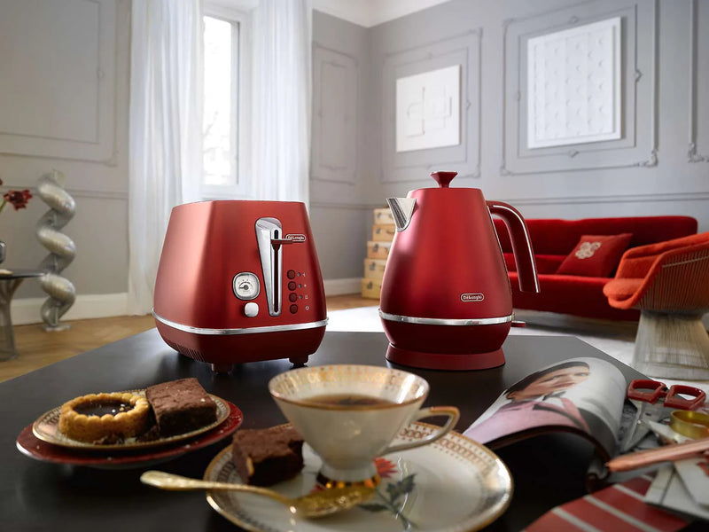 Distinta Flair 2 slice toaster – Glamour Red.